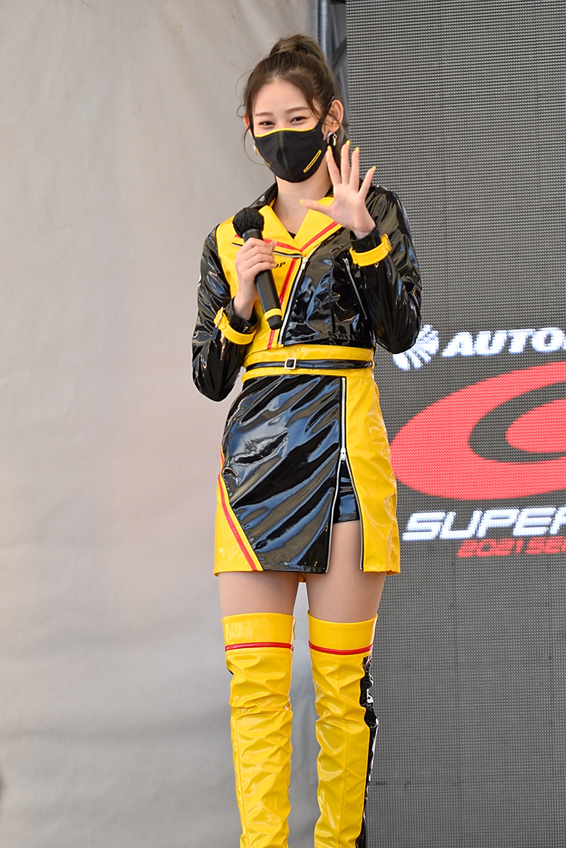 SUPER GT2021 第2戦予選日 レースクイーン画像集Part4